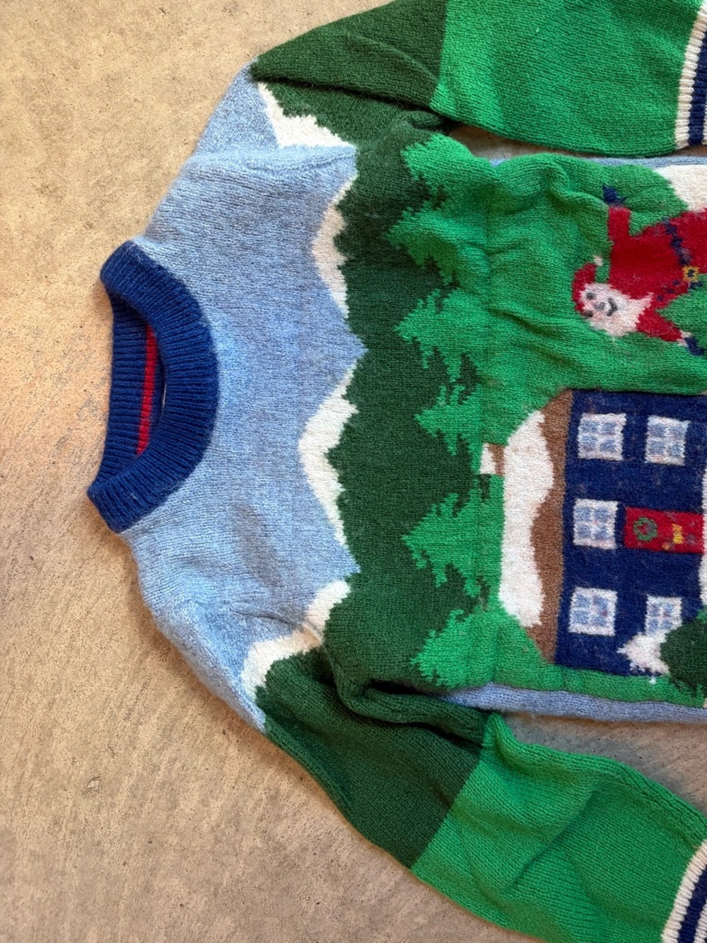 Mini Boden Santa Christmas Sweater — 3–4Y